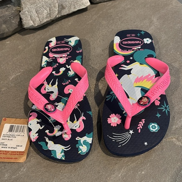 Havaianas Unicorn print thong,textured rice pattern rugged sole,summer flip flop - Picture 2 of 9